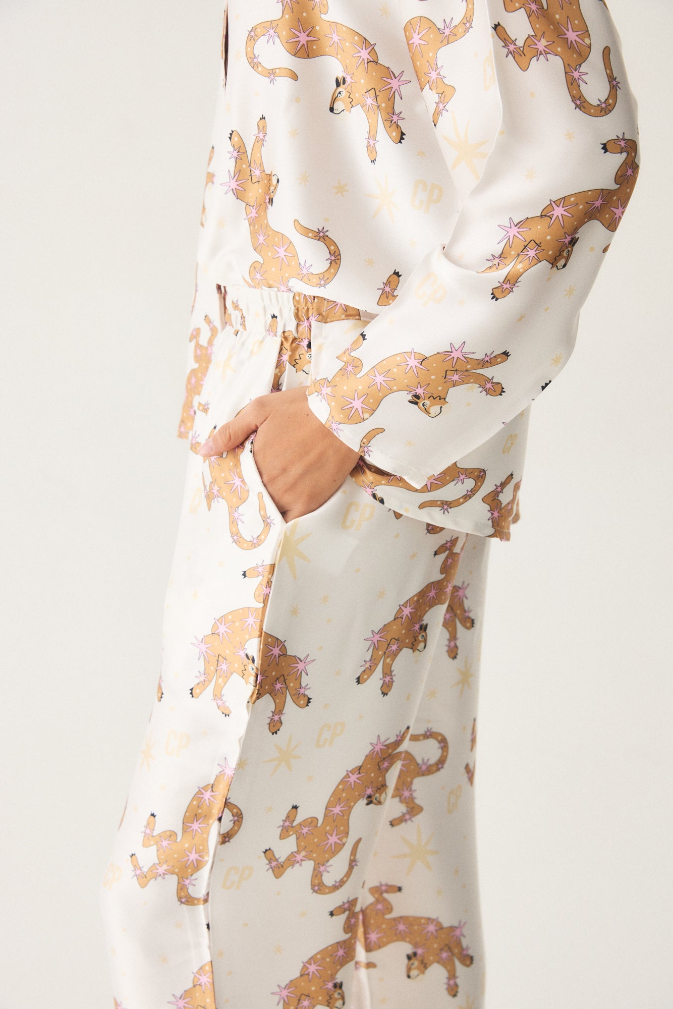 PIJAMA LIBRA DARA LIGHT LARGO