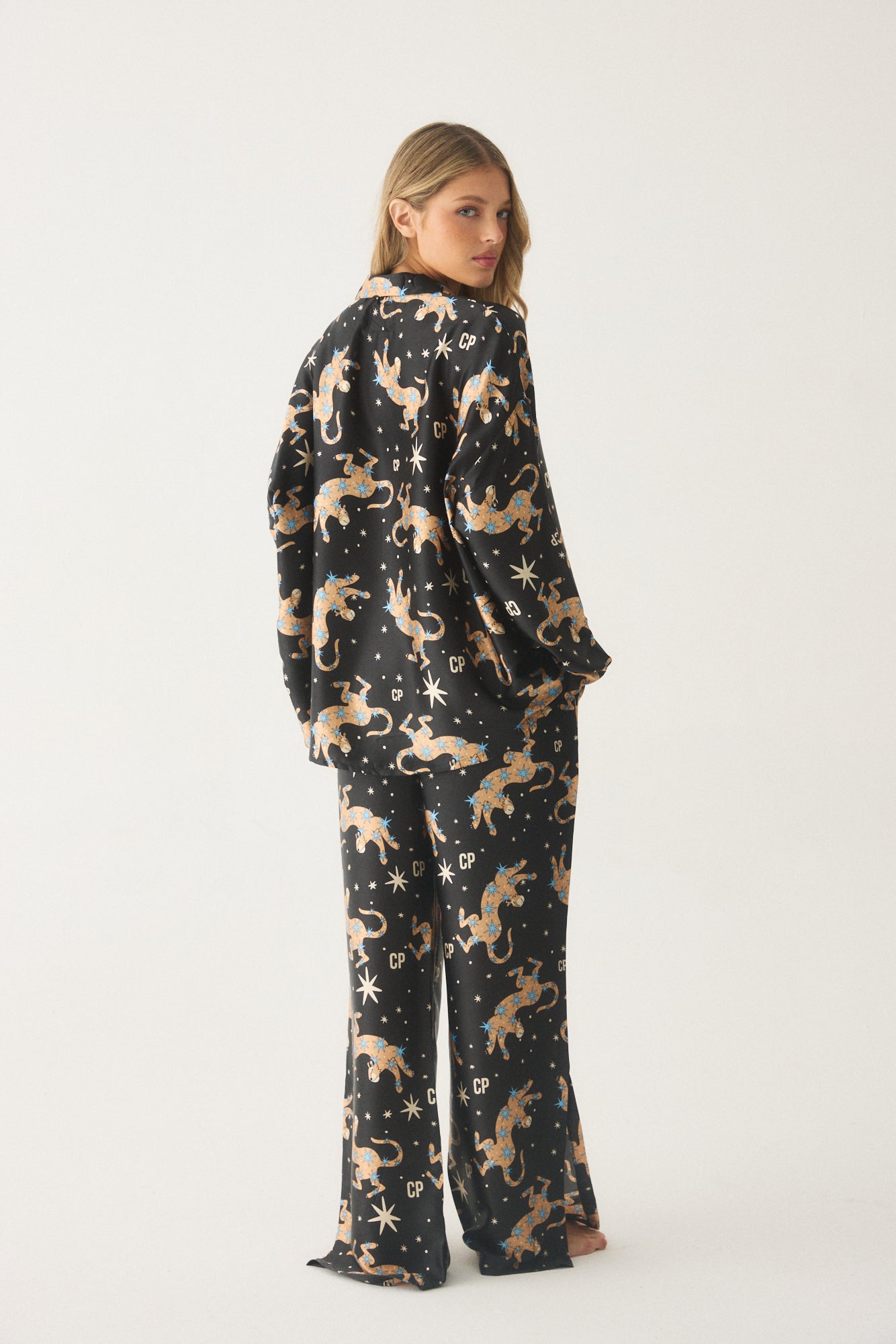 PIJAMA LIBRA DARA DARK LARGO