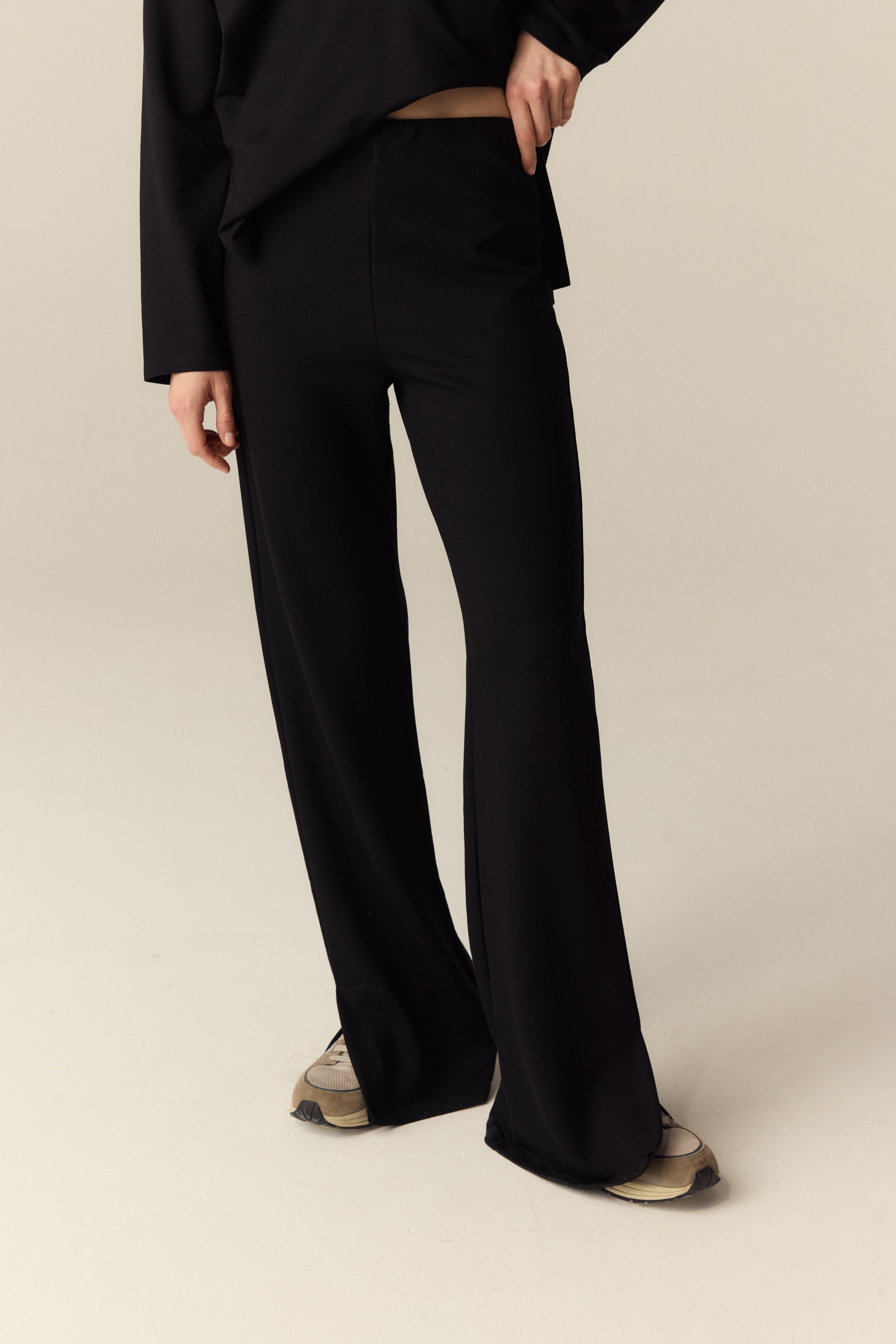 PANTALON ALKES NEGRO